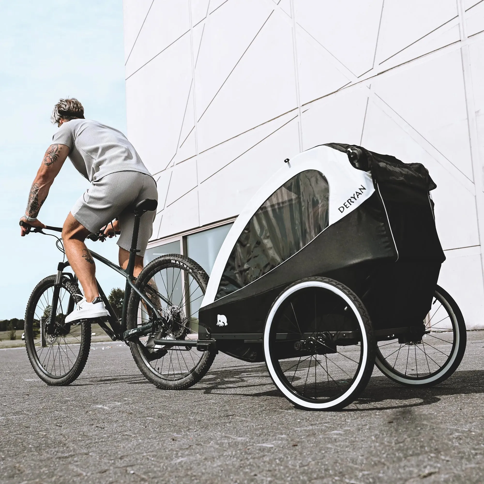 Luxe Fietskar - fietskar en wandelwagen en hardloopkinderwagen - Zwart/Cream - Image 2